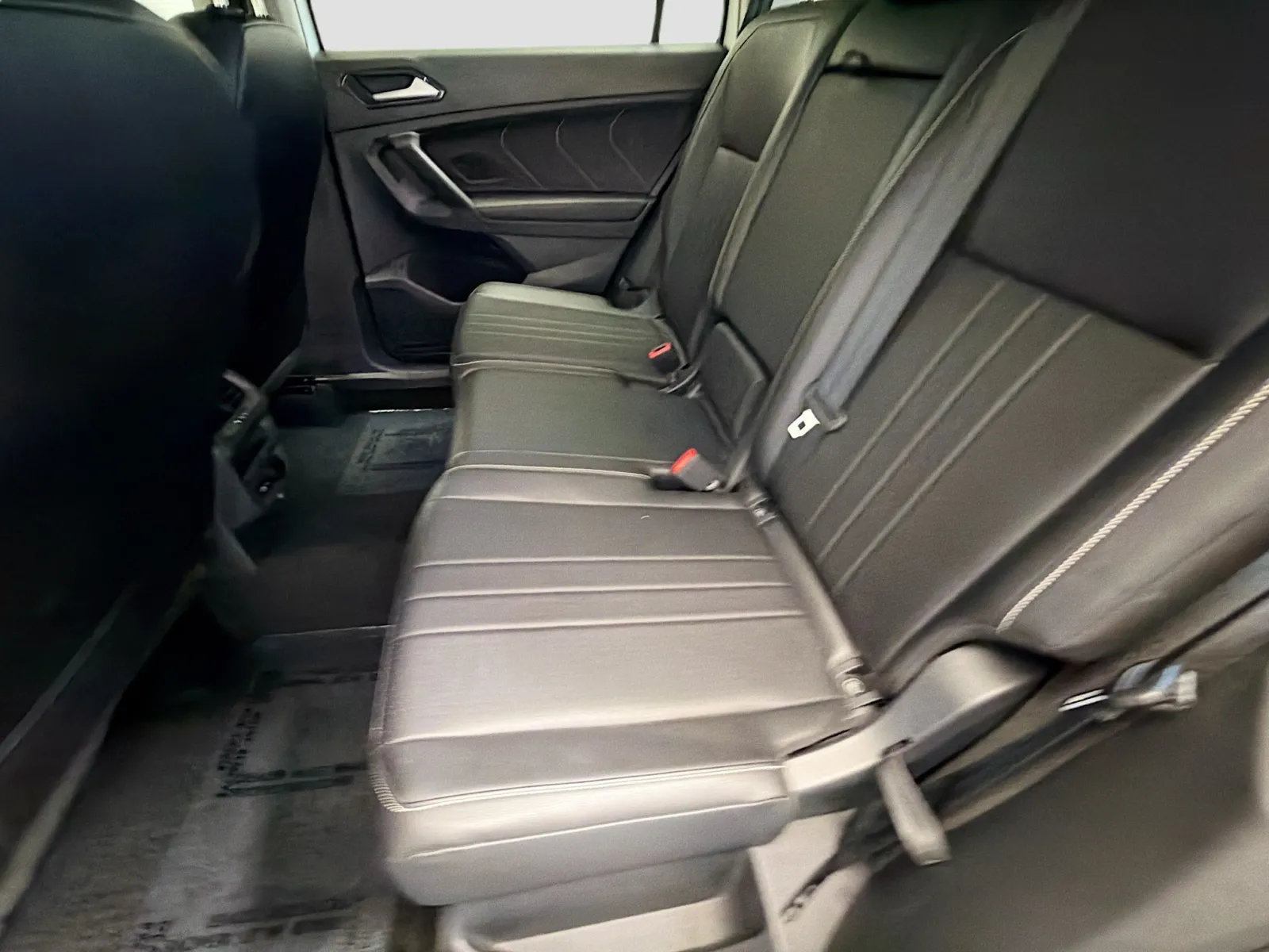 Volkswagen Tiguan photo 13