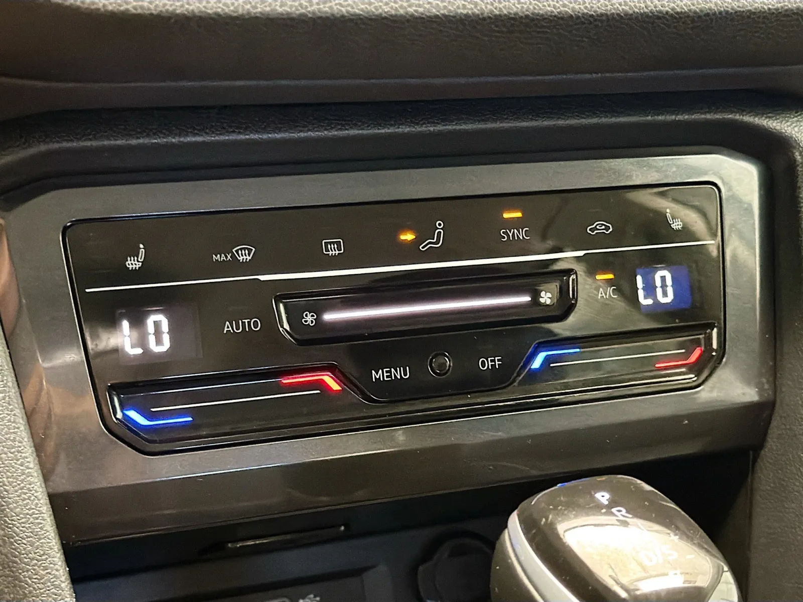Volkswagen Tiguan photo 10