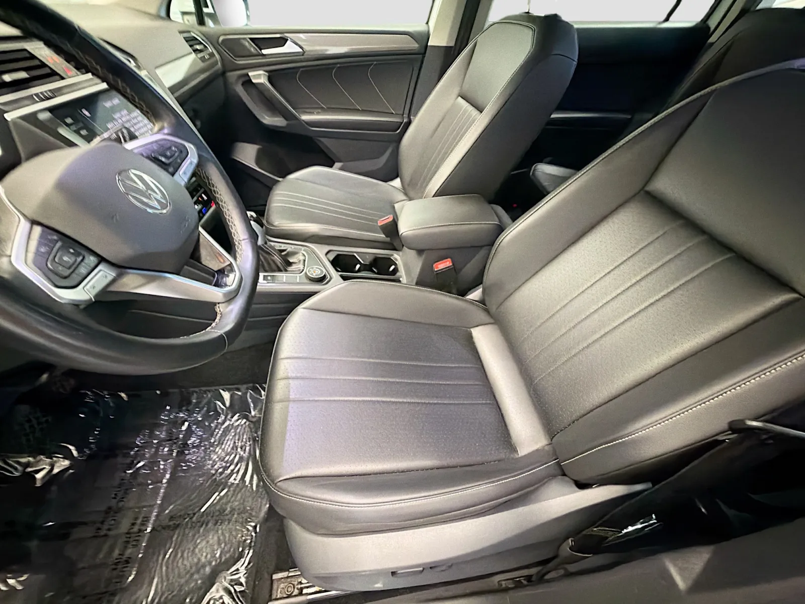 Volkswagen Tiguan photo 11
