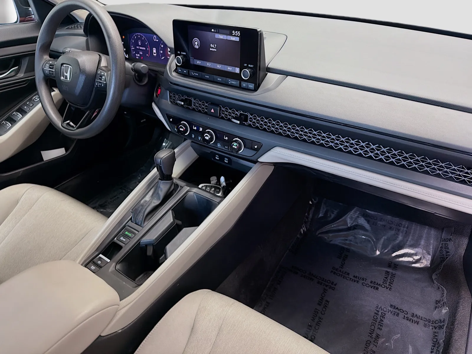 Honda Accord photo 12
