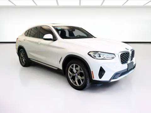 Another view of 2025 BMW X4 xDrive30i for sale in Montclair, CA at STG Montclair