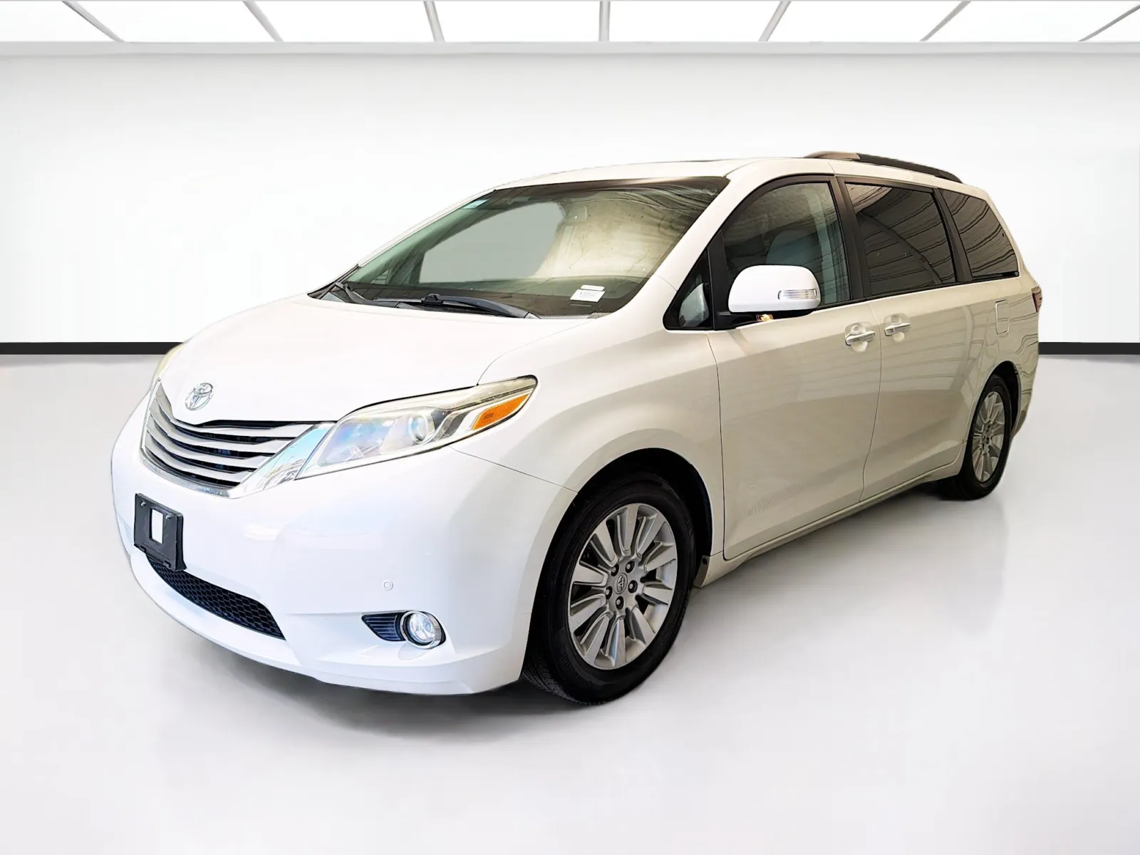 2015 Toyota Sienna Limited 7 Passenger for sale in Montclair, CA