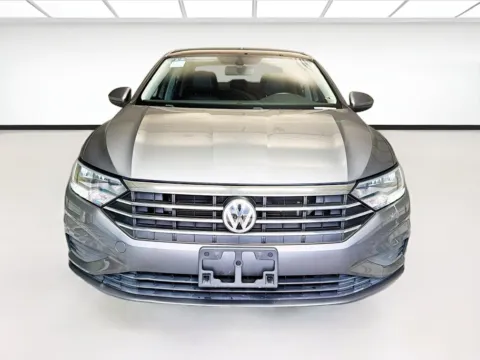 Photos of 2020 Volkswagen Jetta 1.4T SE for sale in Montclair, CA at STG Montclair