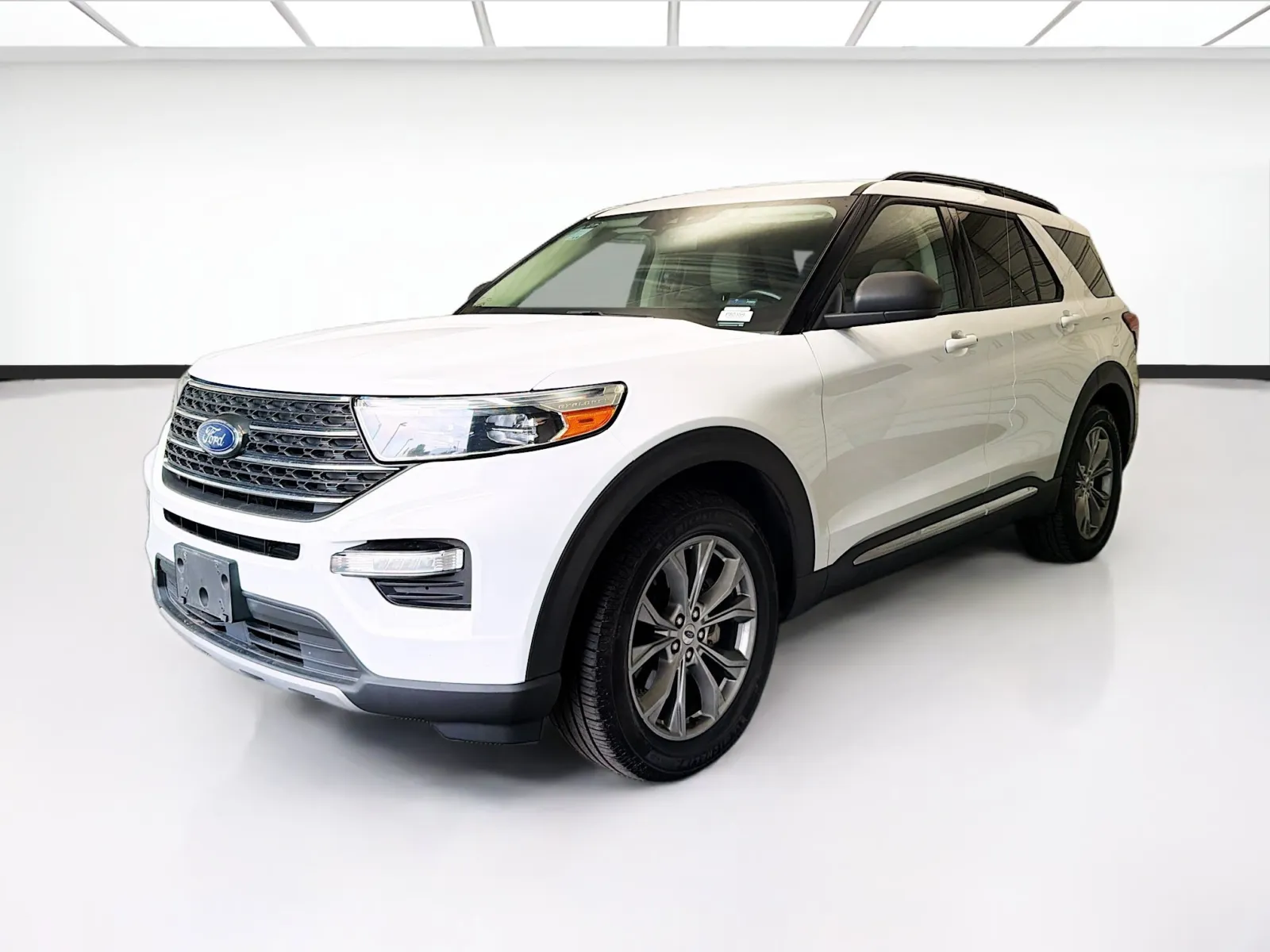 White 2022 Ford Explorer XLT for sale in Montclair, CA
