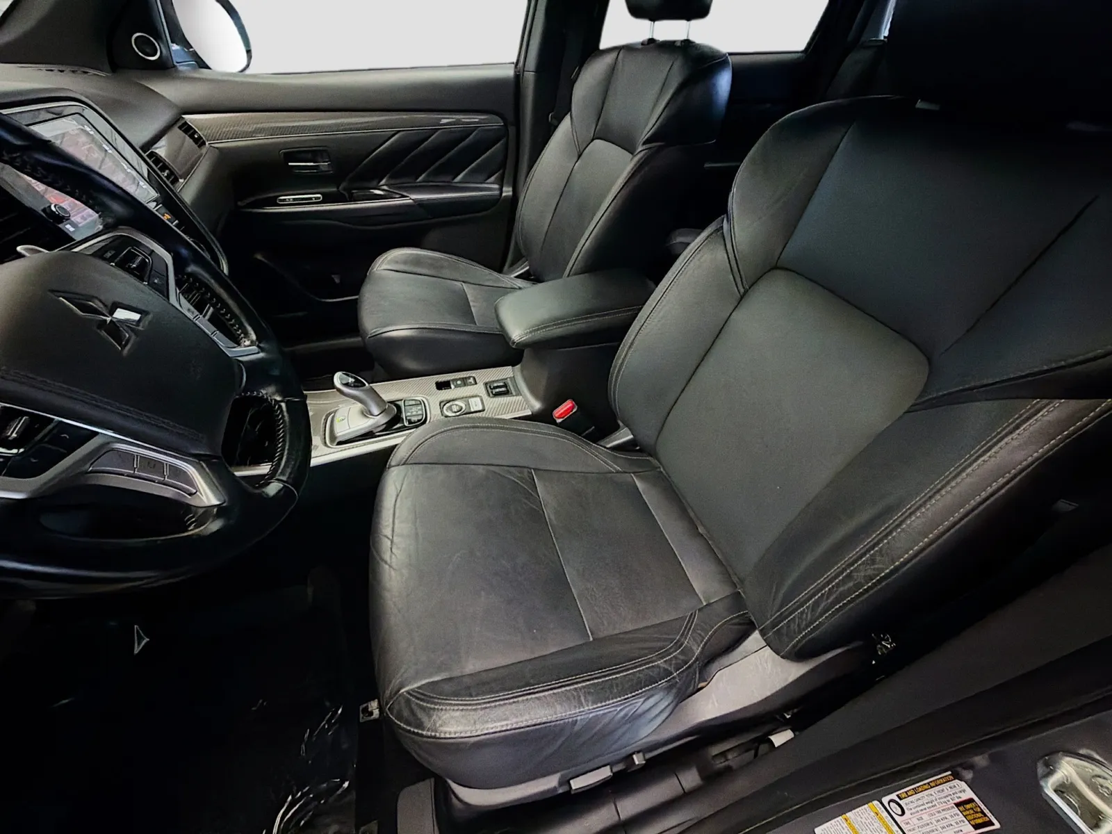 Mitsubishi Outlander photo 11