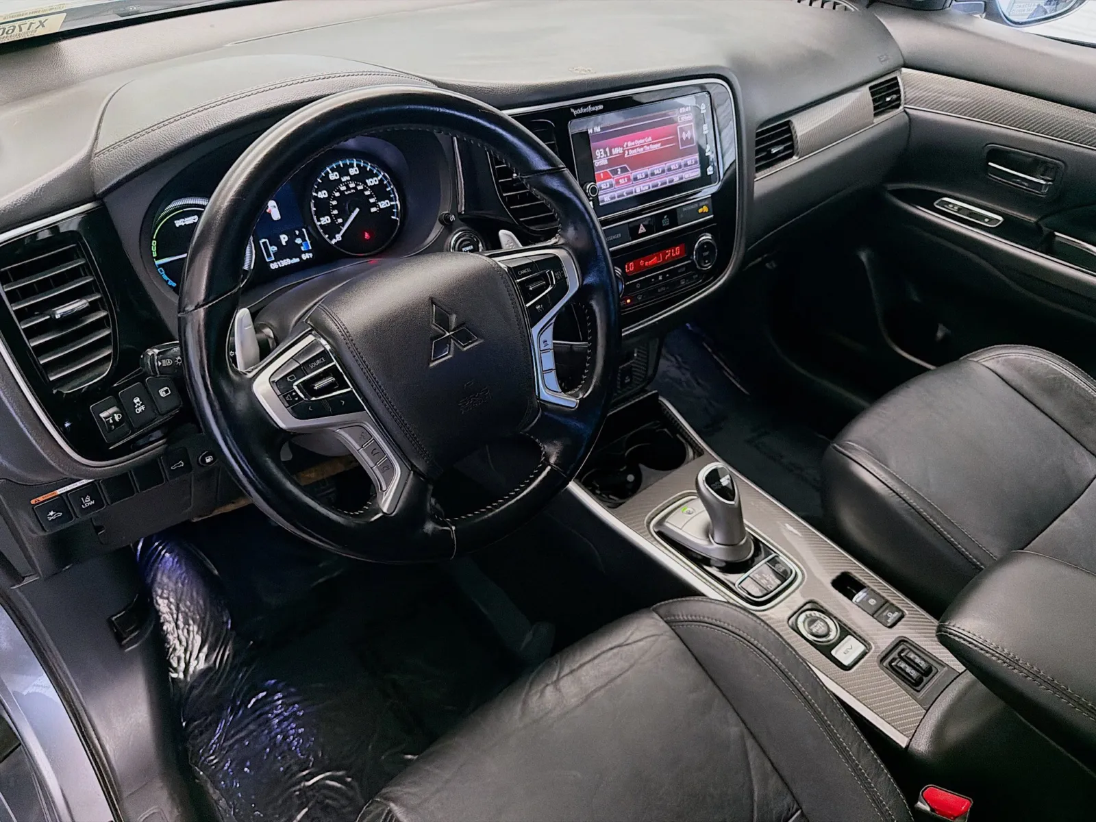 Mitsubishi Outlander photo 7