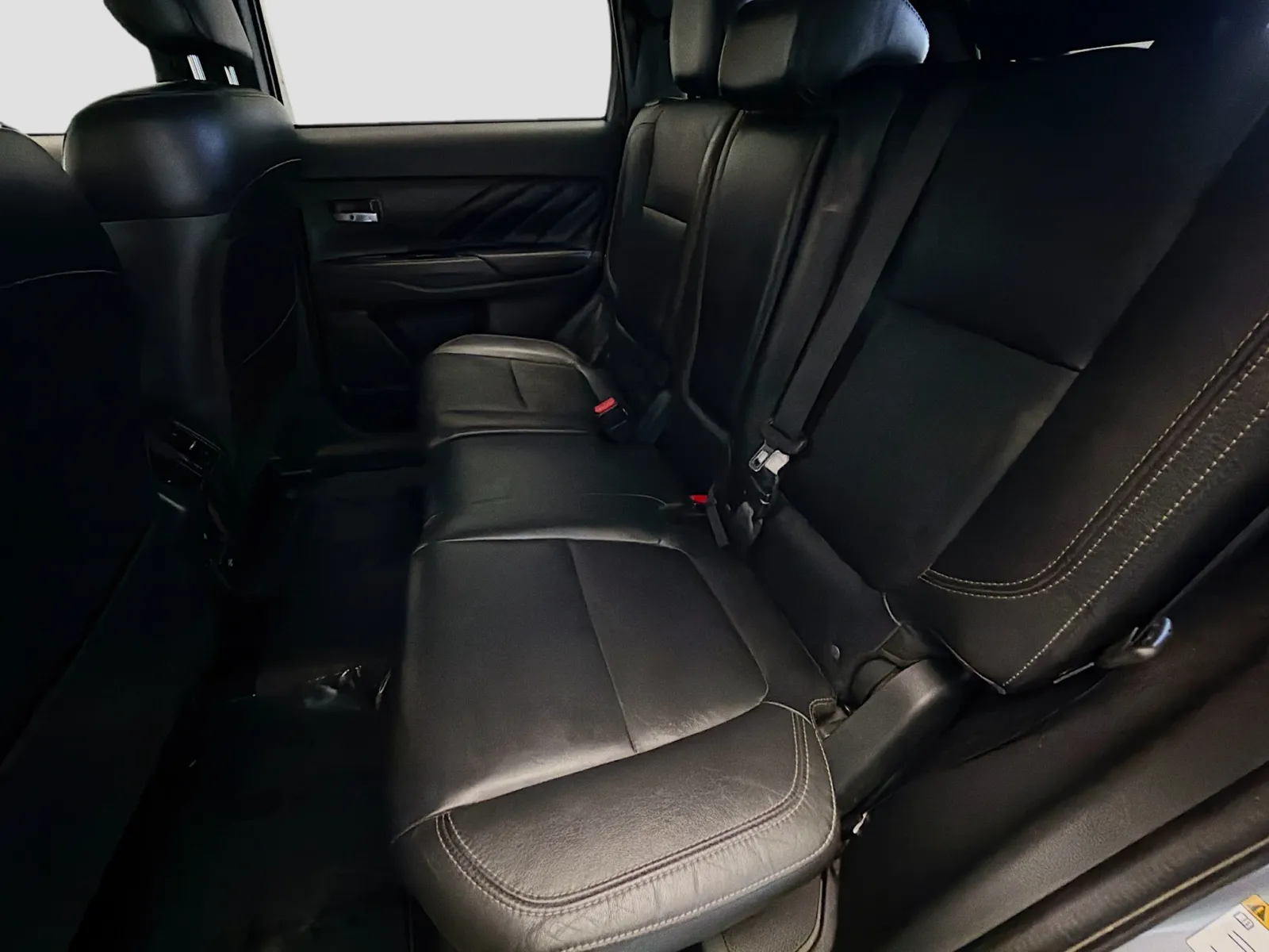 Mitsubishi Outlander photo 13