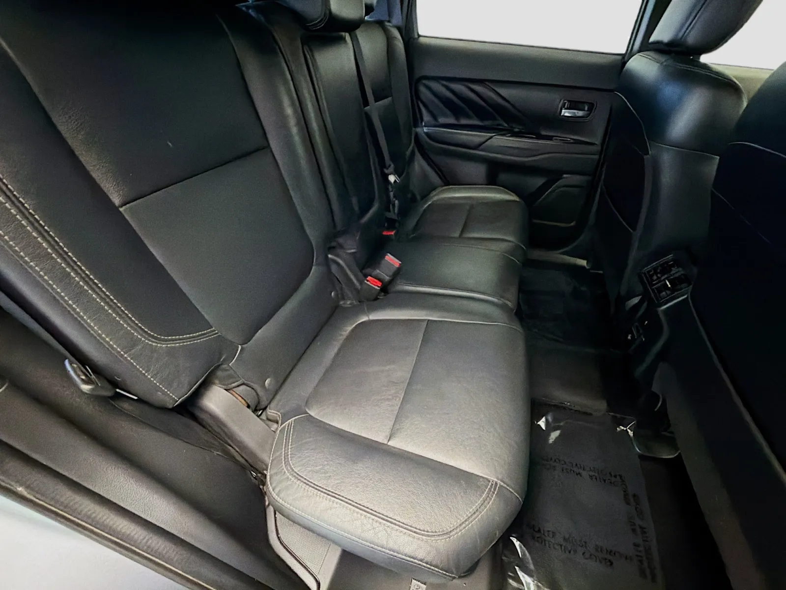 Mitsubishi Outlander photo 14