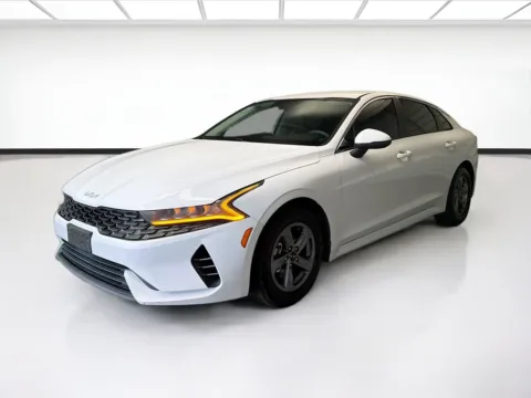 White 2022 Kia K5 LXS for sale in Montclair, CA