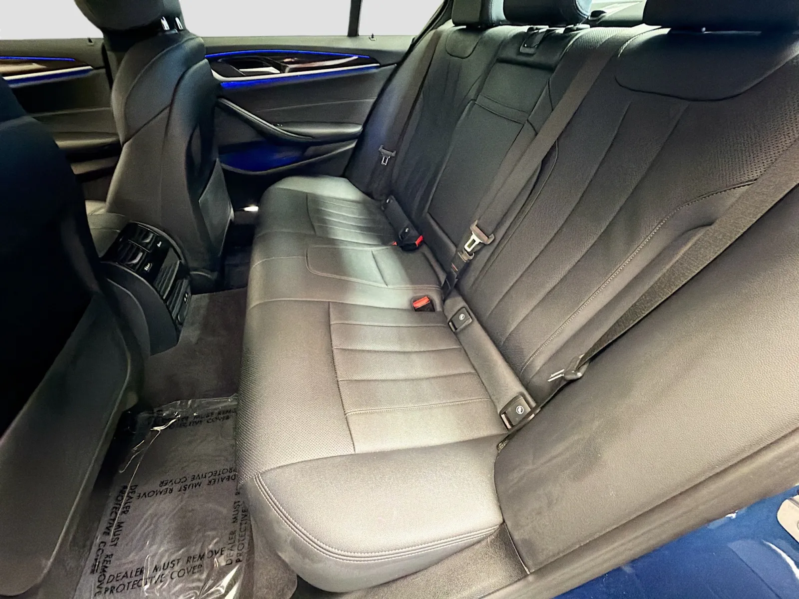 BMW 5 Series photo 13