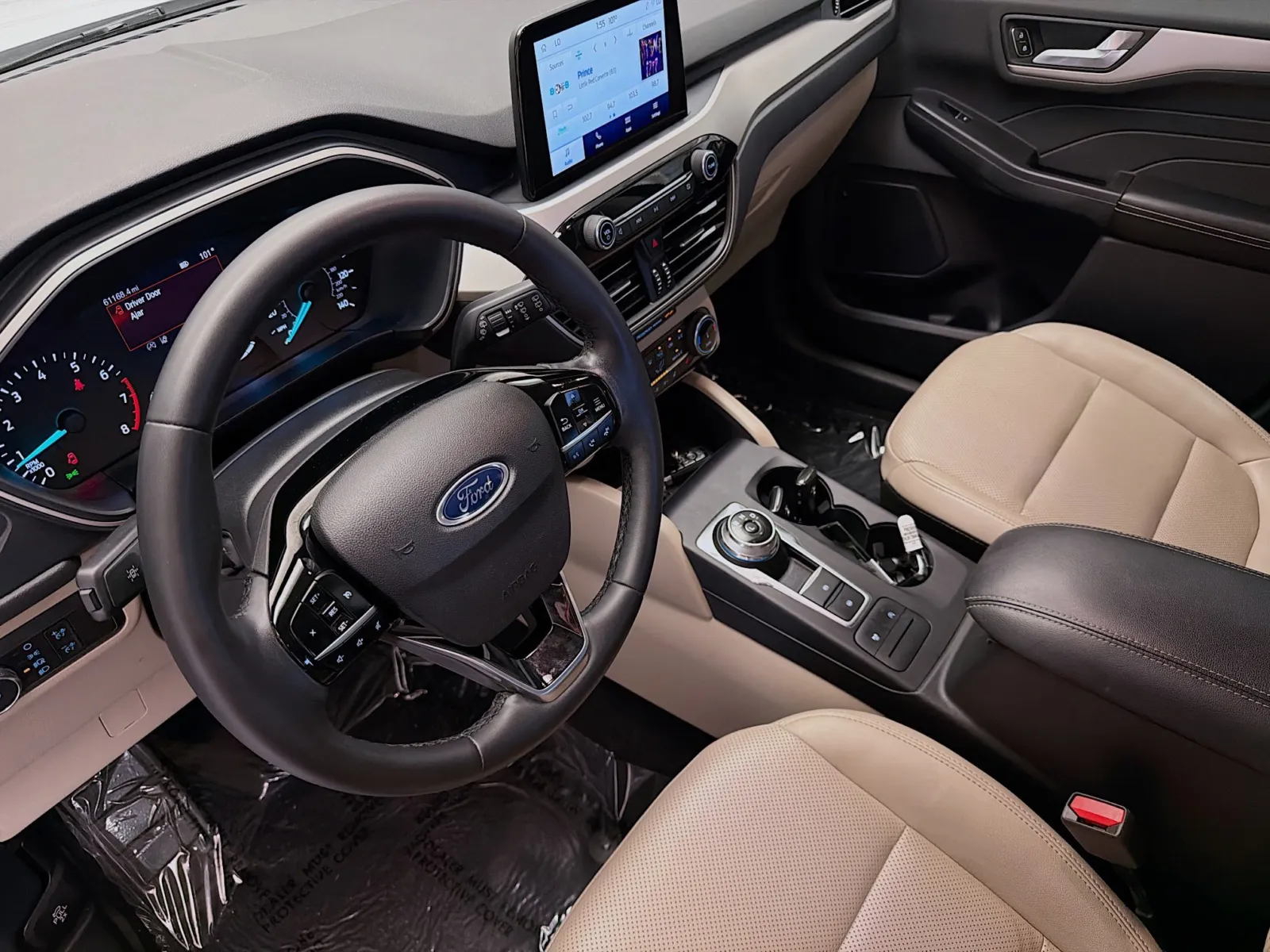 Ford Escape photo 7