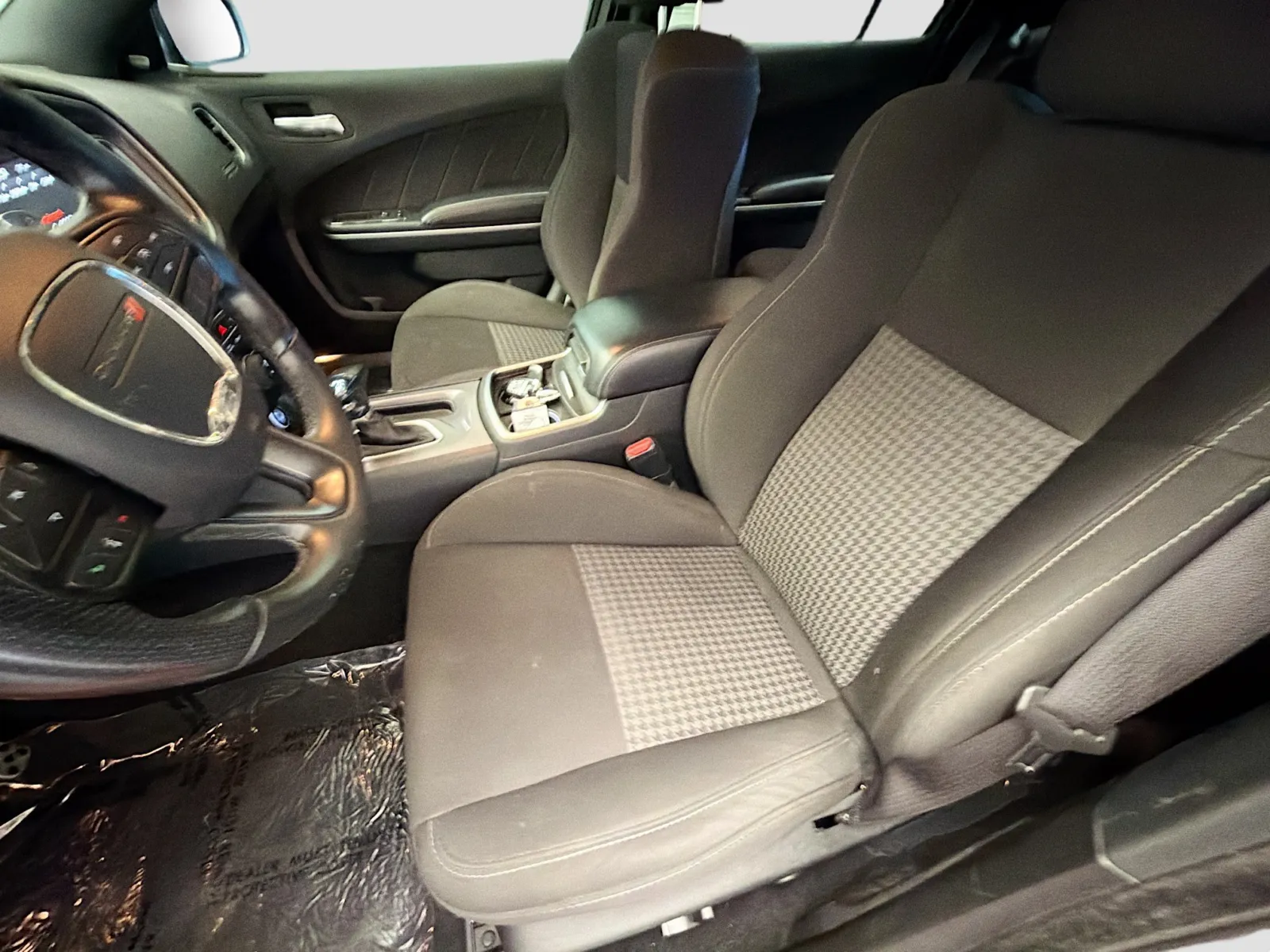 Dodge Charger photo 11