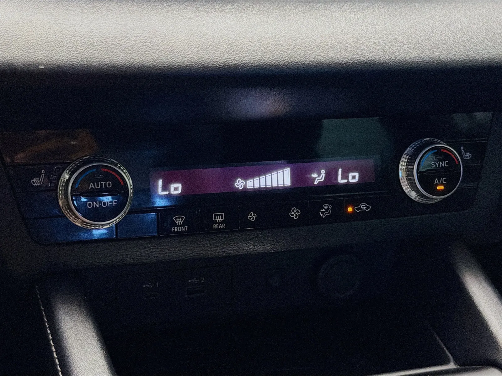 Mitsubishi Outlander photo 10
