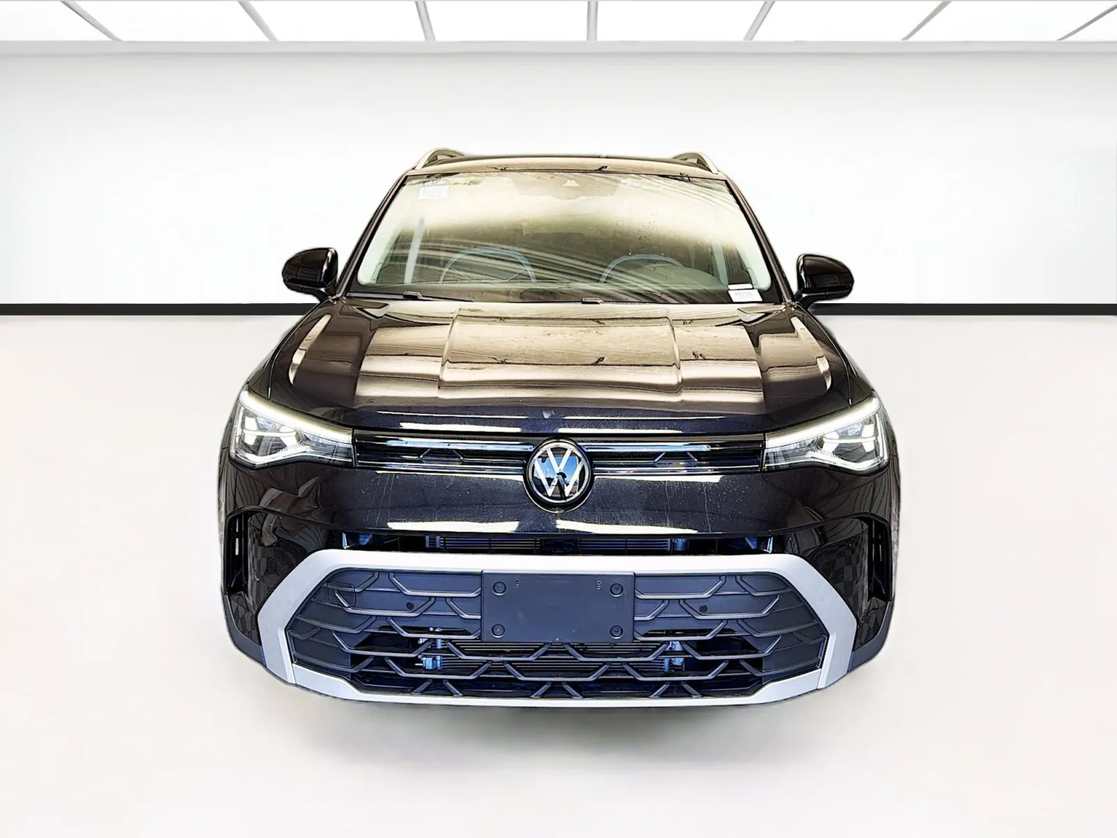 Volkswagen Taos photo 2