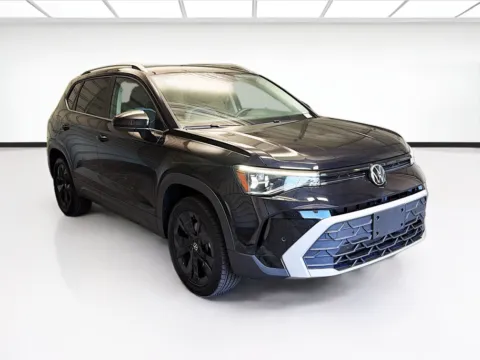 Another view of 2025 Volkswagen Taos 1.5T SE for sale in Montclair, CA at STG Montclair