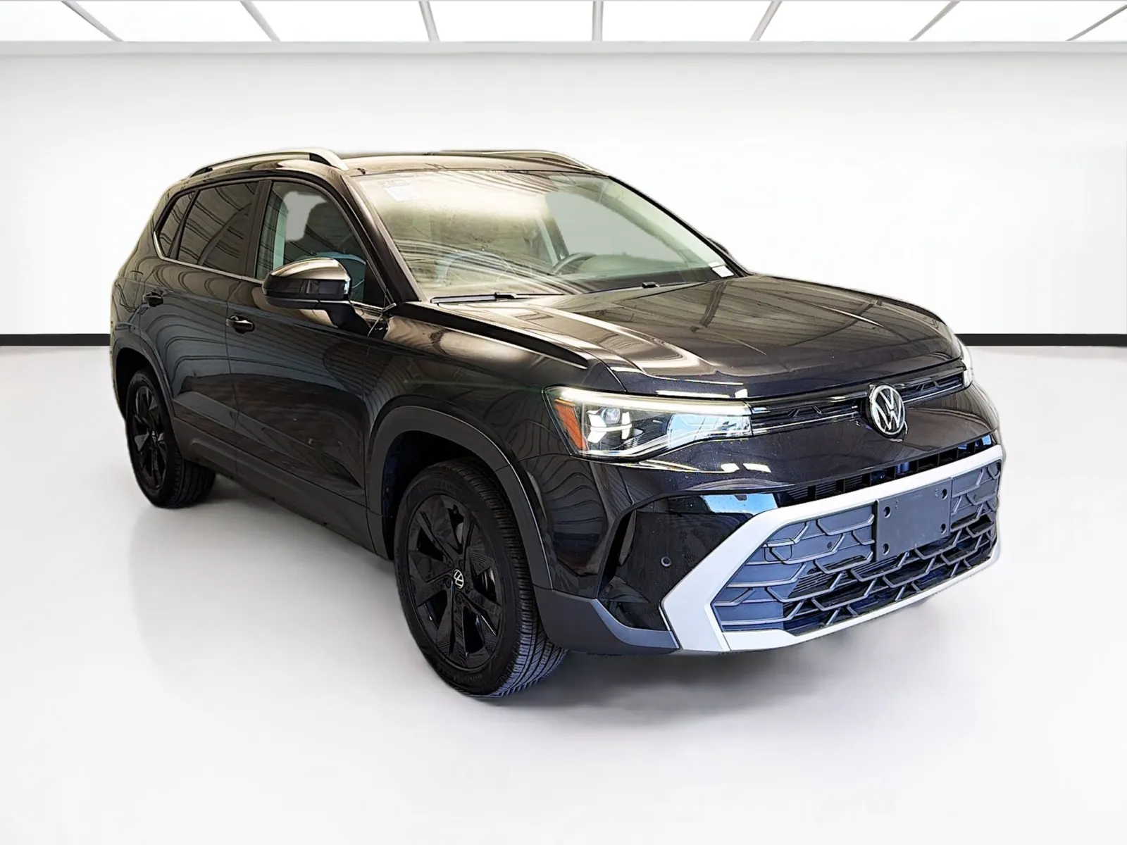 Volkswagen Taos photo 3
