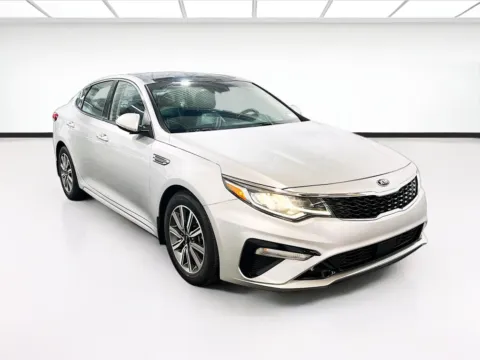 Another view of 2020 Kia Optima EX Premium Turbo for sale in Montclair, CA at STG Montclair