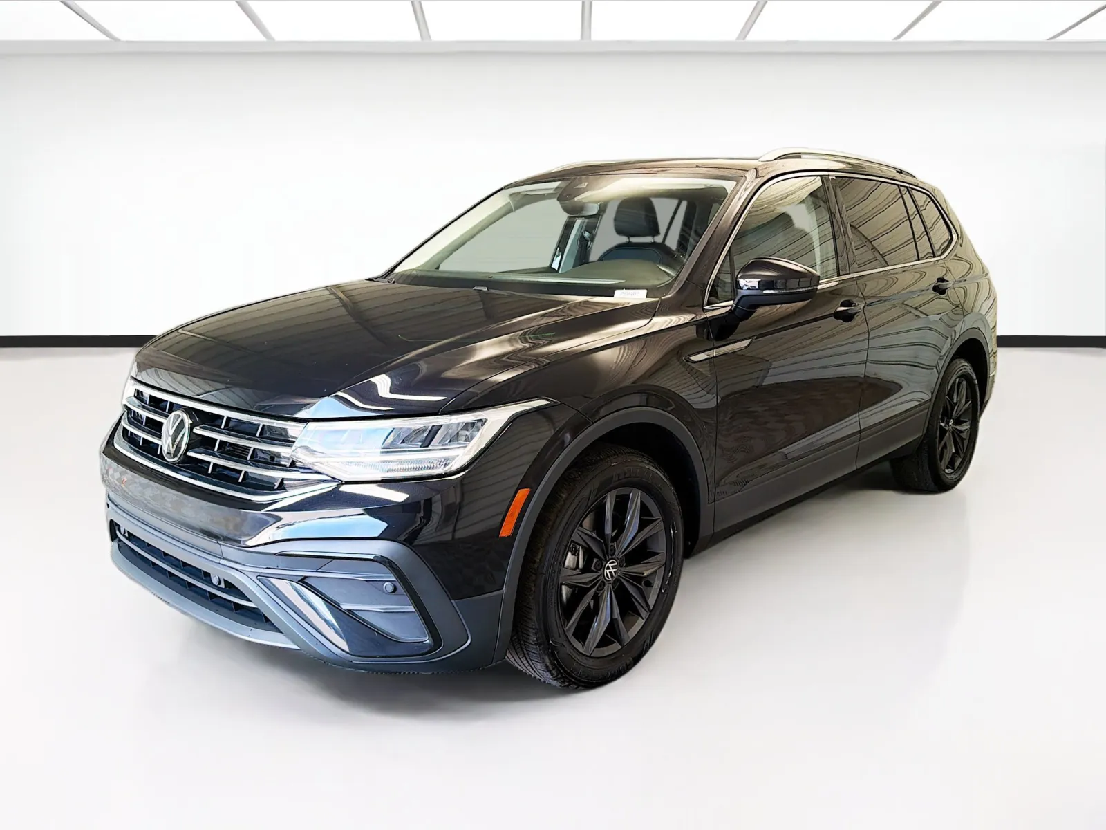 Black 2023 Volkswagen Tiguan 2.0T SE for sale in Montclair, CA