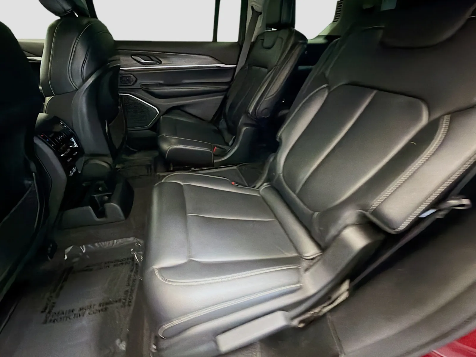 Jeep Grand Cherokee L photo 13