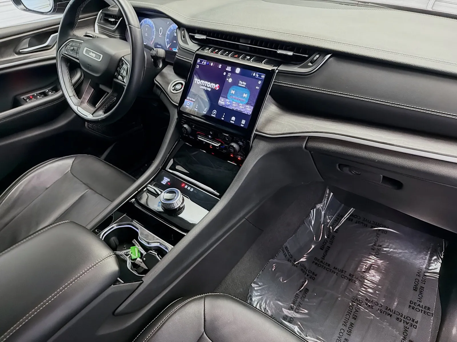 Jeep Grand Cherokee L photo 12