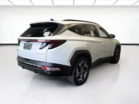 More photos of 2022 Hyundai Tucson Hybrid SEL Convenience at STG Montclair, CA