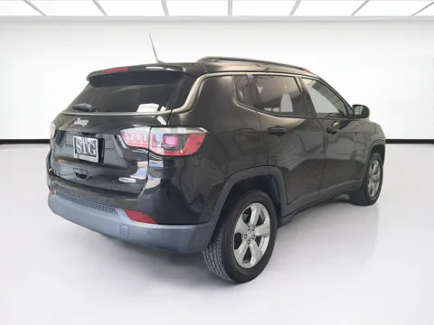 More photos of 2018 Jeep Compass Latitude at STG Montclair, CA