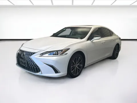White 2025 Lexus ES 300h for sale in Montclair, CA