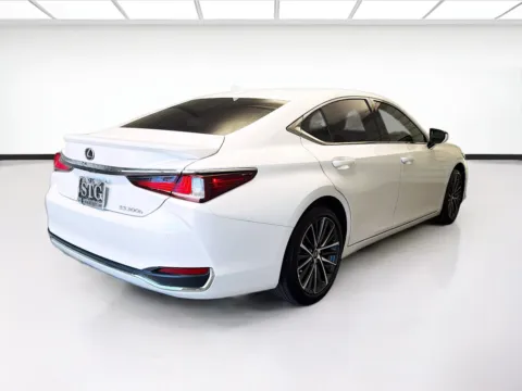 More photos of 2025 Lexus ES 300h at STG Montclair, CA