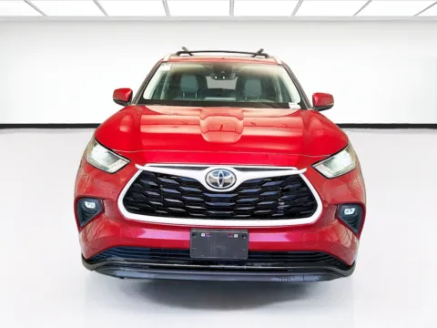 Photos of 2023 Toyota Highlander XLE for sale in Montclair, CA at STG Montclair