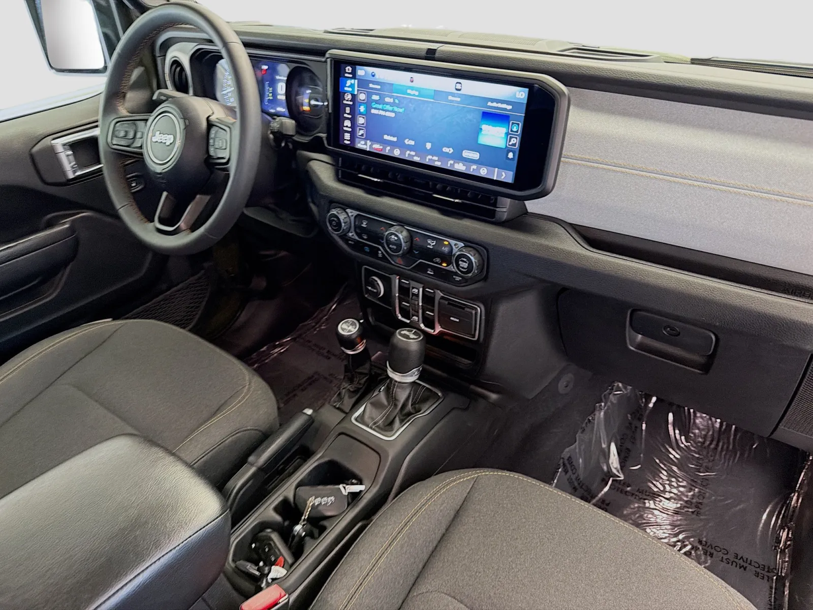 Jeep Wrangler photo 12