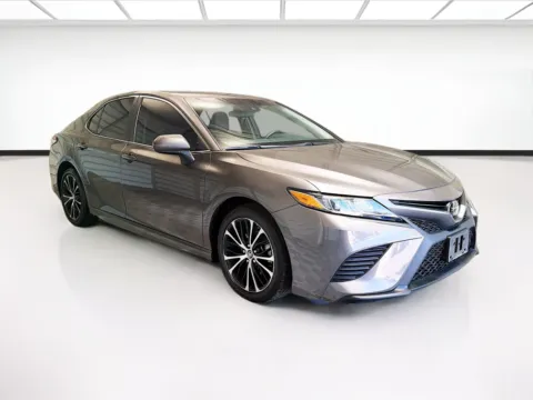 Another view of 2019 Toyota Camry SE for sale in Montclair, CA at STG Montclair