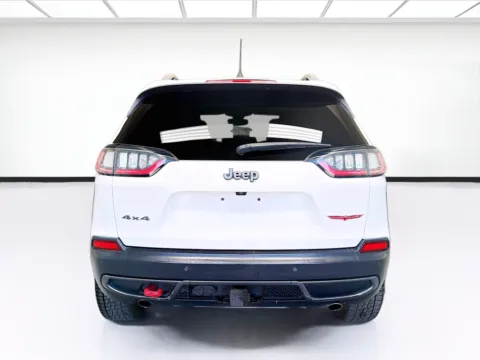 More photos of 2019 Jeep Cherokee Trailhawk at STG Montclair, CA