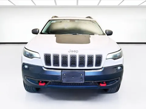 Photos of 2019 Jeep Cherokee Trailhawk for sale in Montclair, CA at STG Montclair
