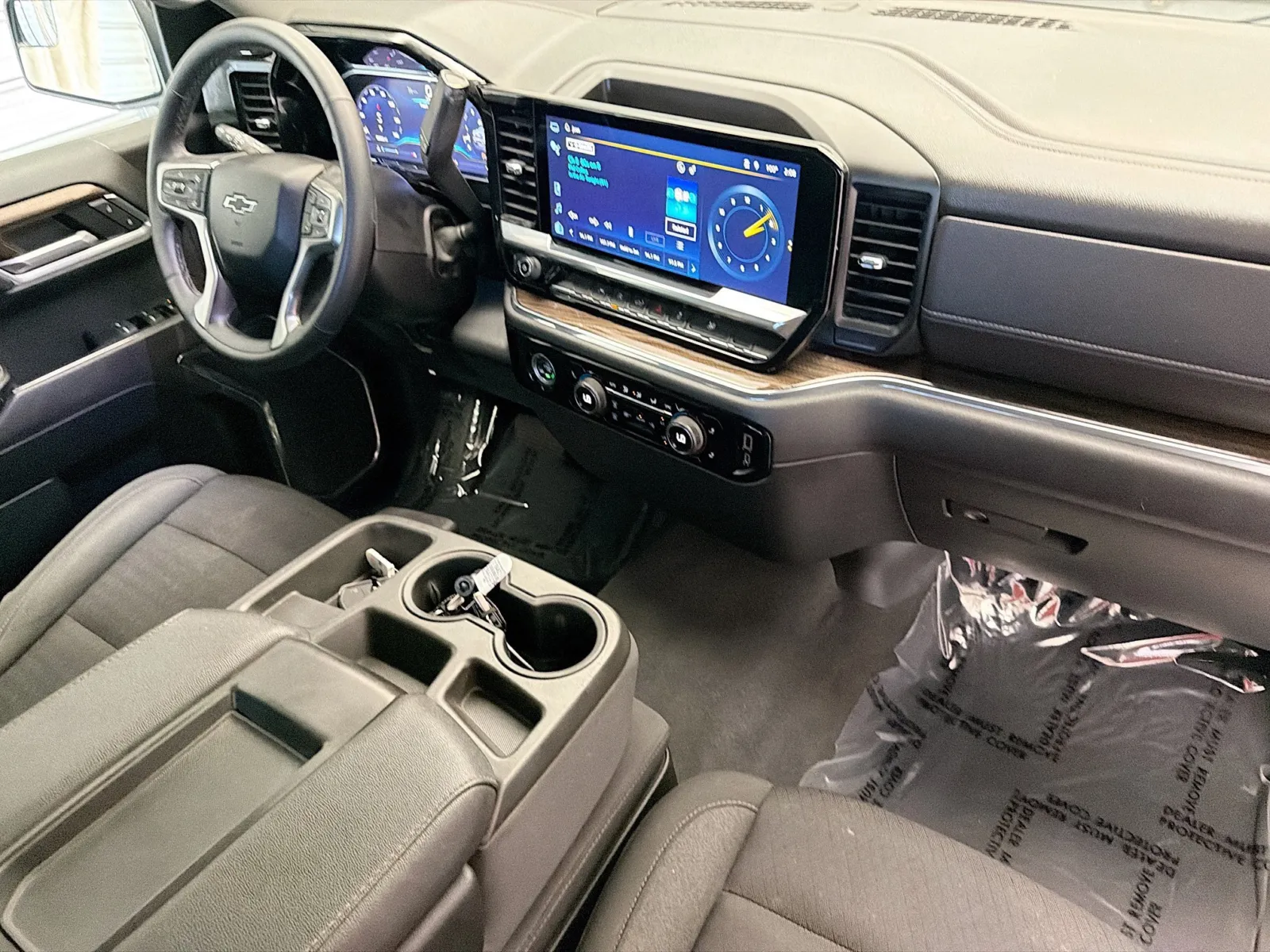 Chevrolet Silverado photo 12
