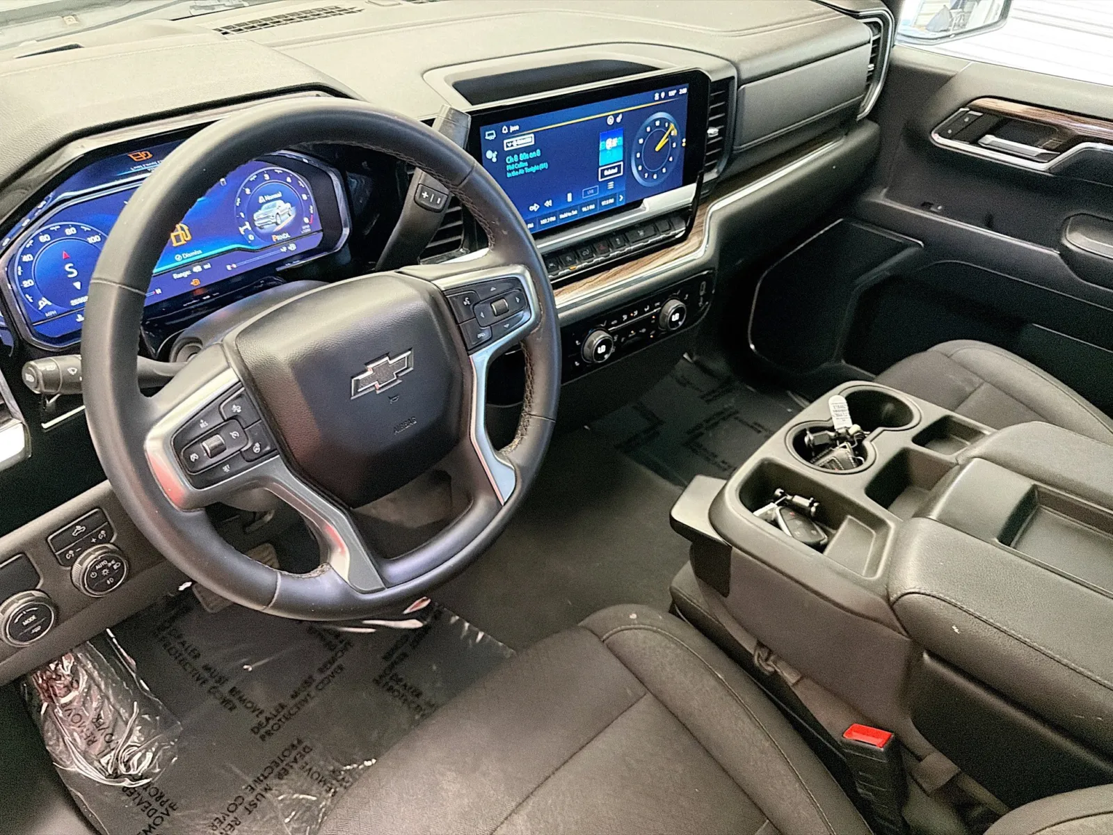 Chevrolet Silverado photo 7