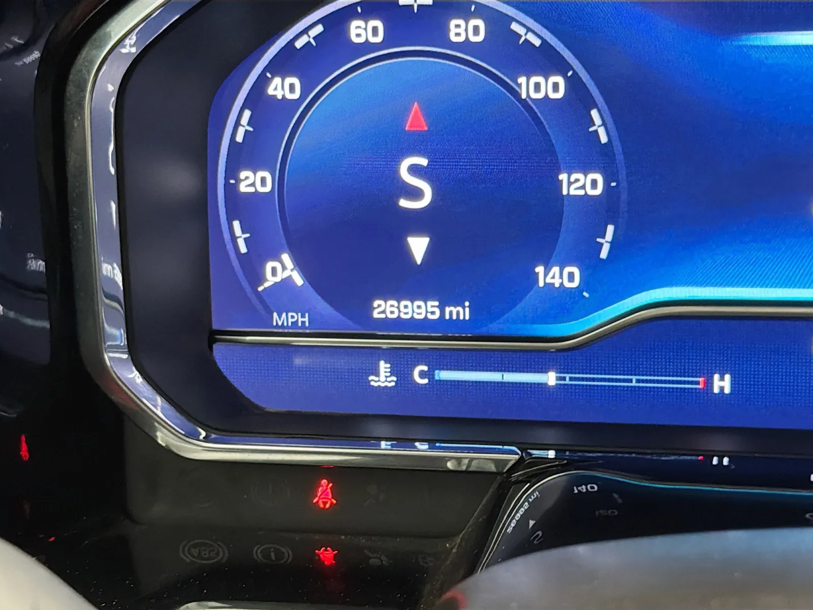 Chevrolet Silverado photo 8