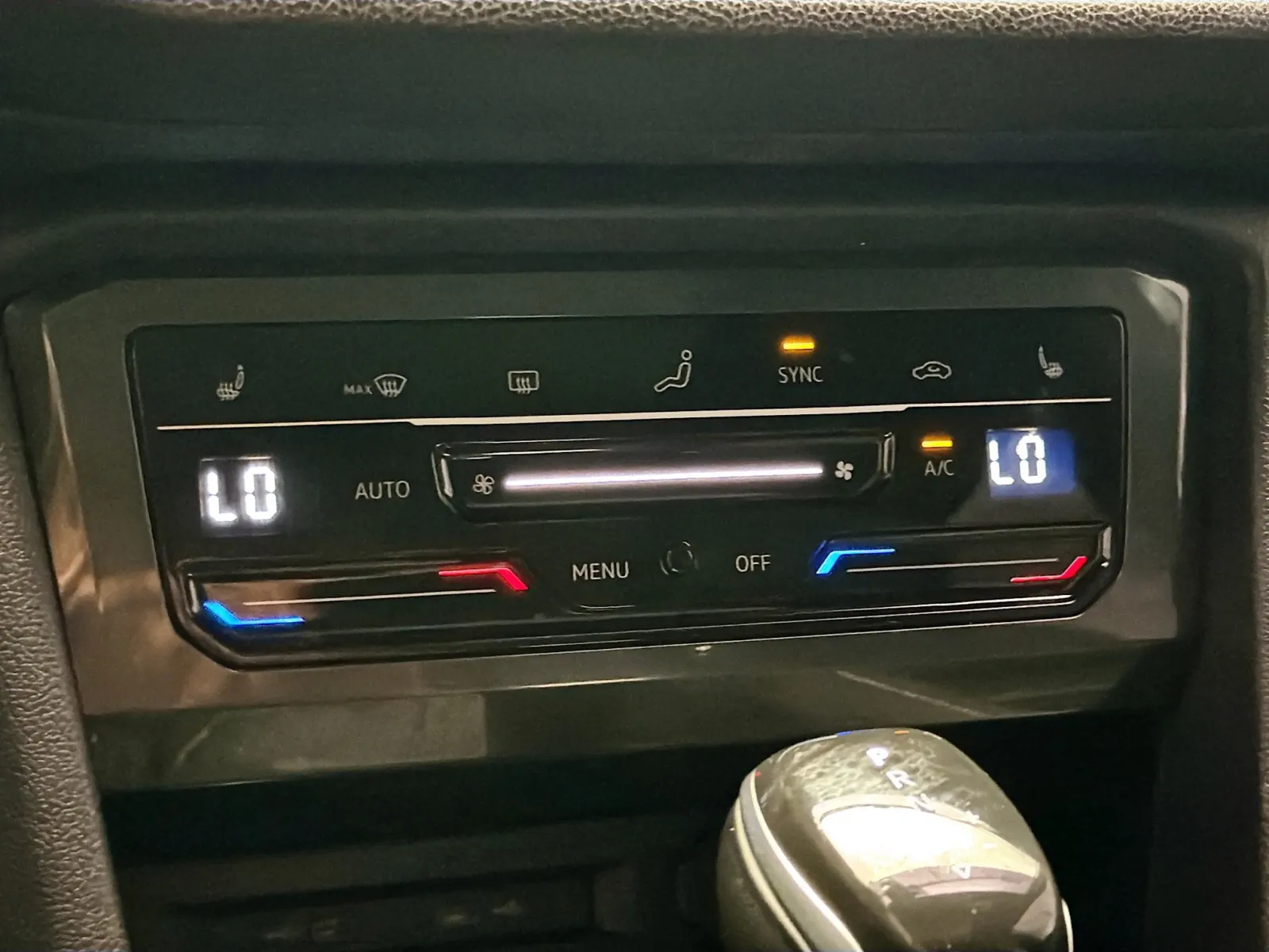 Volkswagen Tiguan photo 10