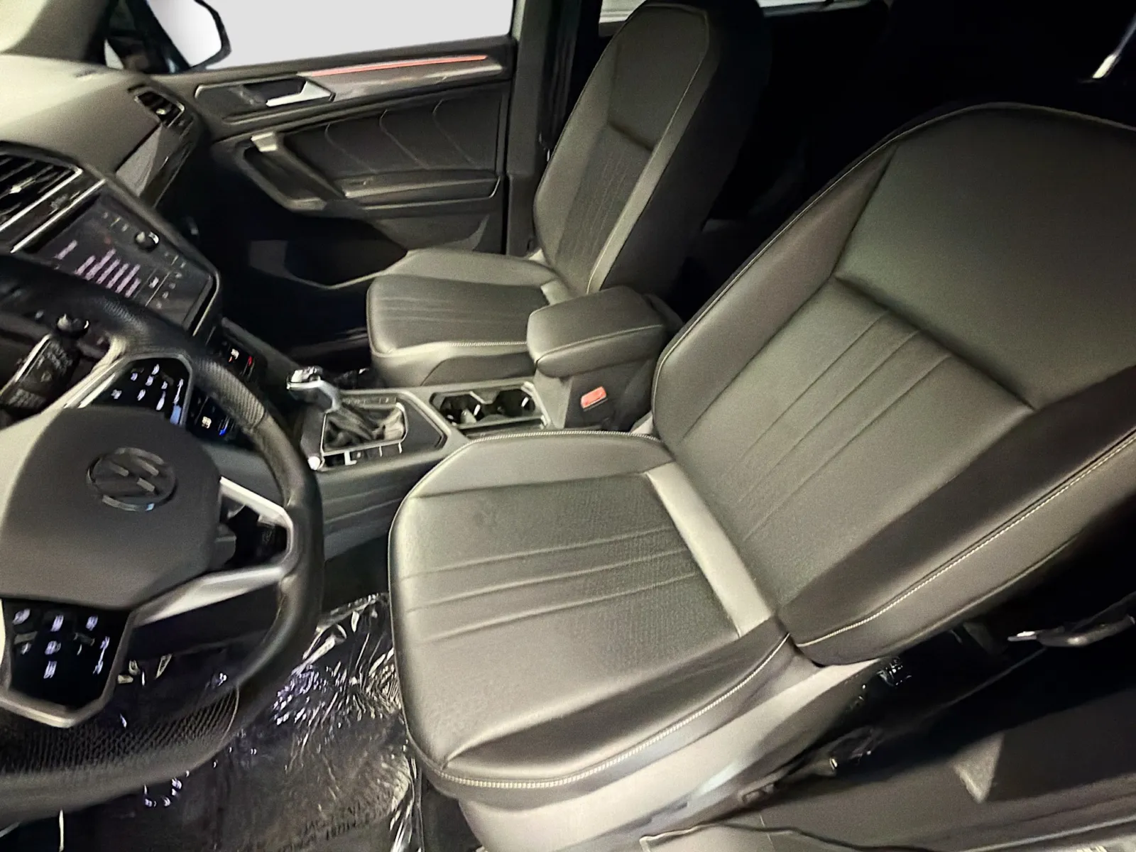 Volkswagen Tiguan photo 11