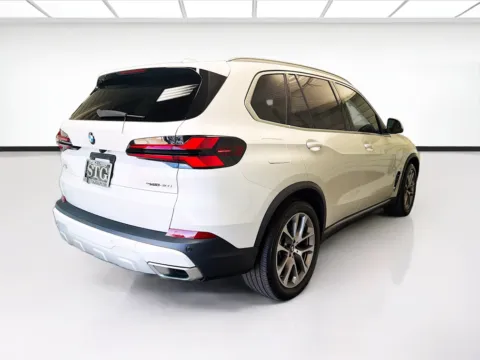 More photos of 2024 BMW X5 sDrive40i at STG Montclair, CA