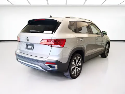 More photos of 2024 Volkswagen Taos 1.5T SE at STG Montclair, CA