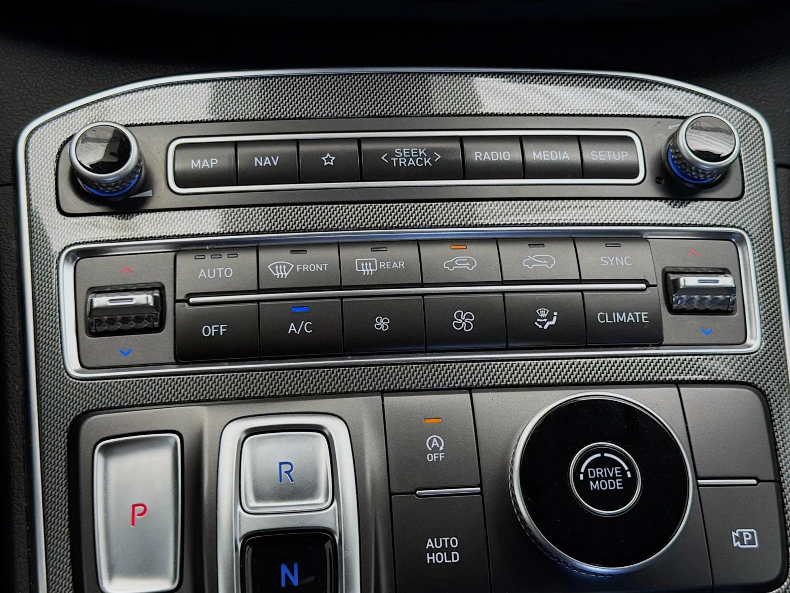 Hyundai Santa Fe photo 11