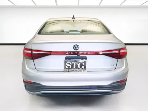 More photos of 2025 Volkswagen Jetta 1.5T SE at STG Montclair, CA