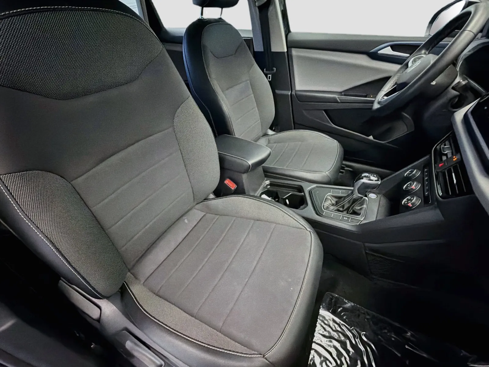 Volkswagen Taos photo 15