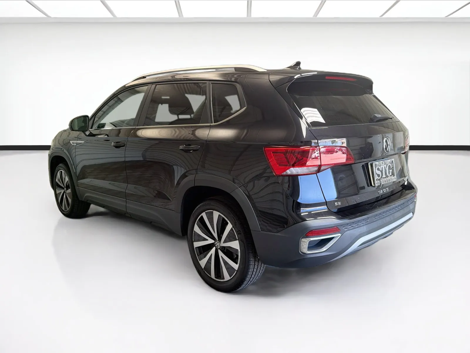 Volkswagen Taos photo 6
