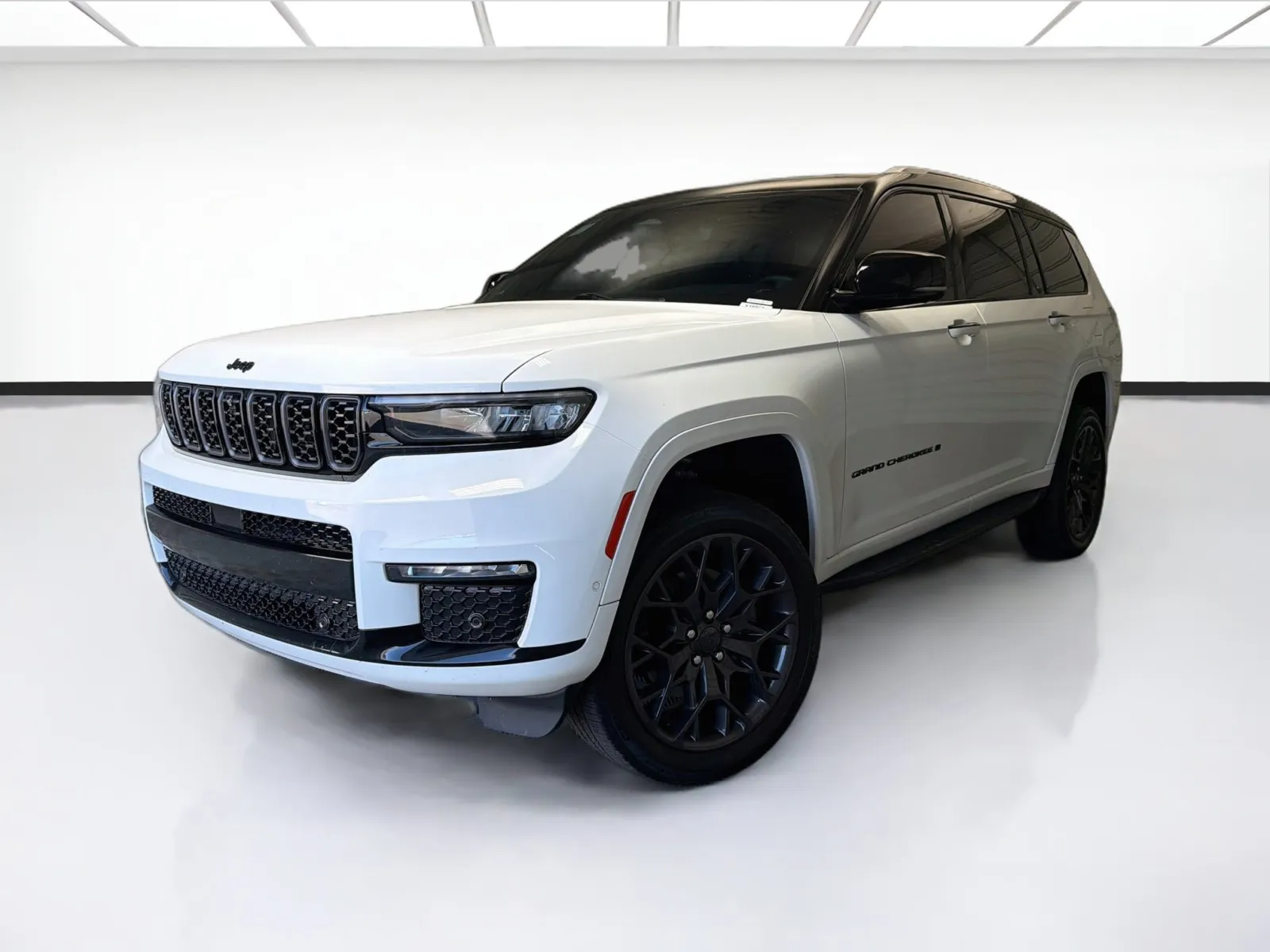 White 2023 Jeep Grand Cherokee L Summit for sale in Montclair, CA