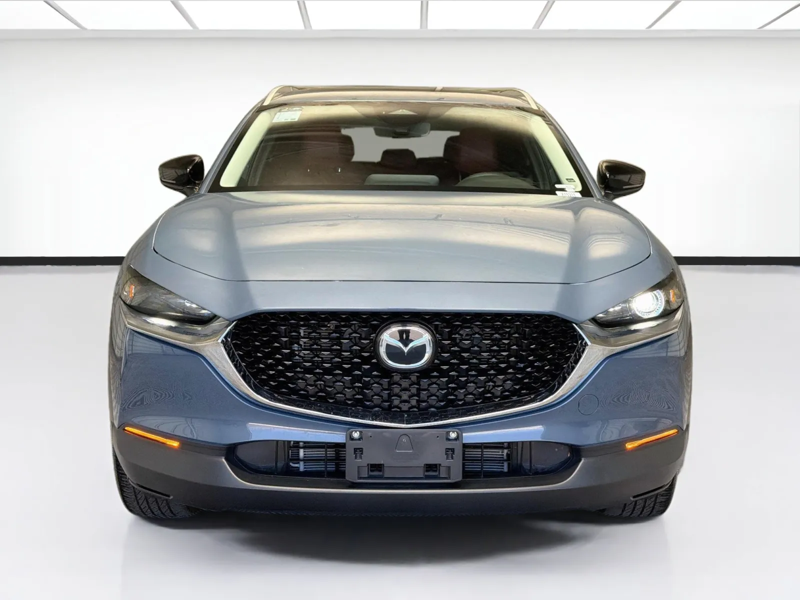 Mazda CX-30 photo 2