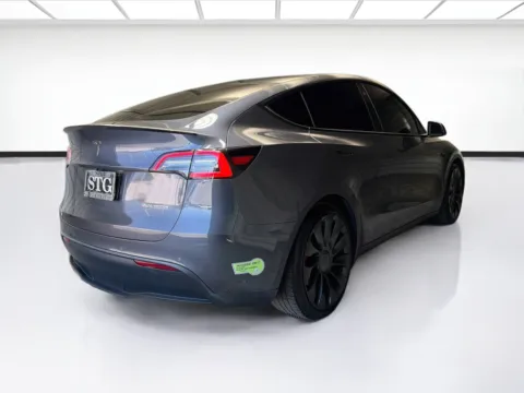 More photos of 2022 Tesla Model Y Performance at STG Montclair, CA
