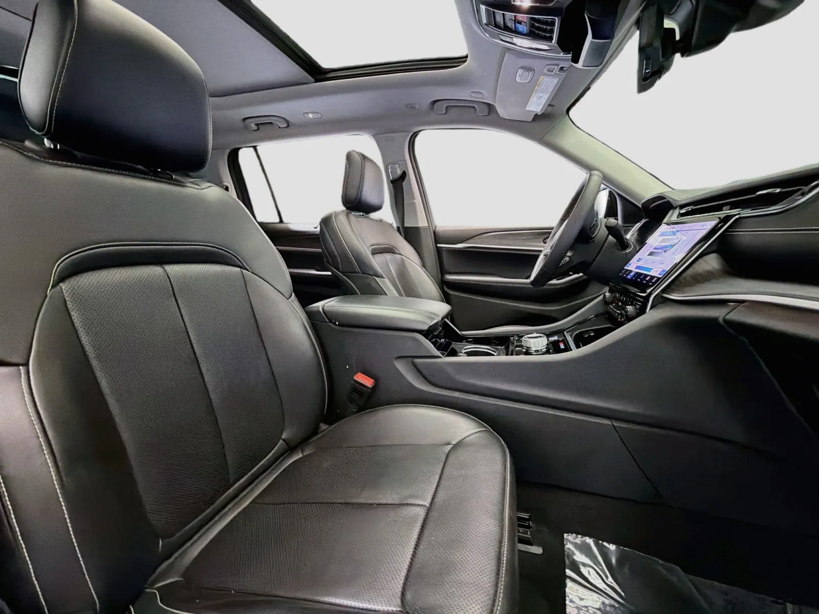 Jeep Grand Cherokee L photo 20