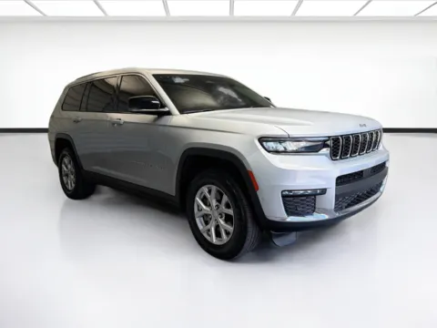 Another view of 2023 Jeep Grand Cherokee L Limited for sale in Montclair, CA at STG Montclair