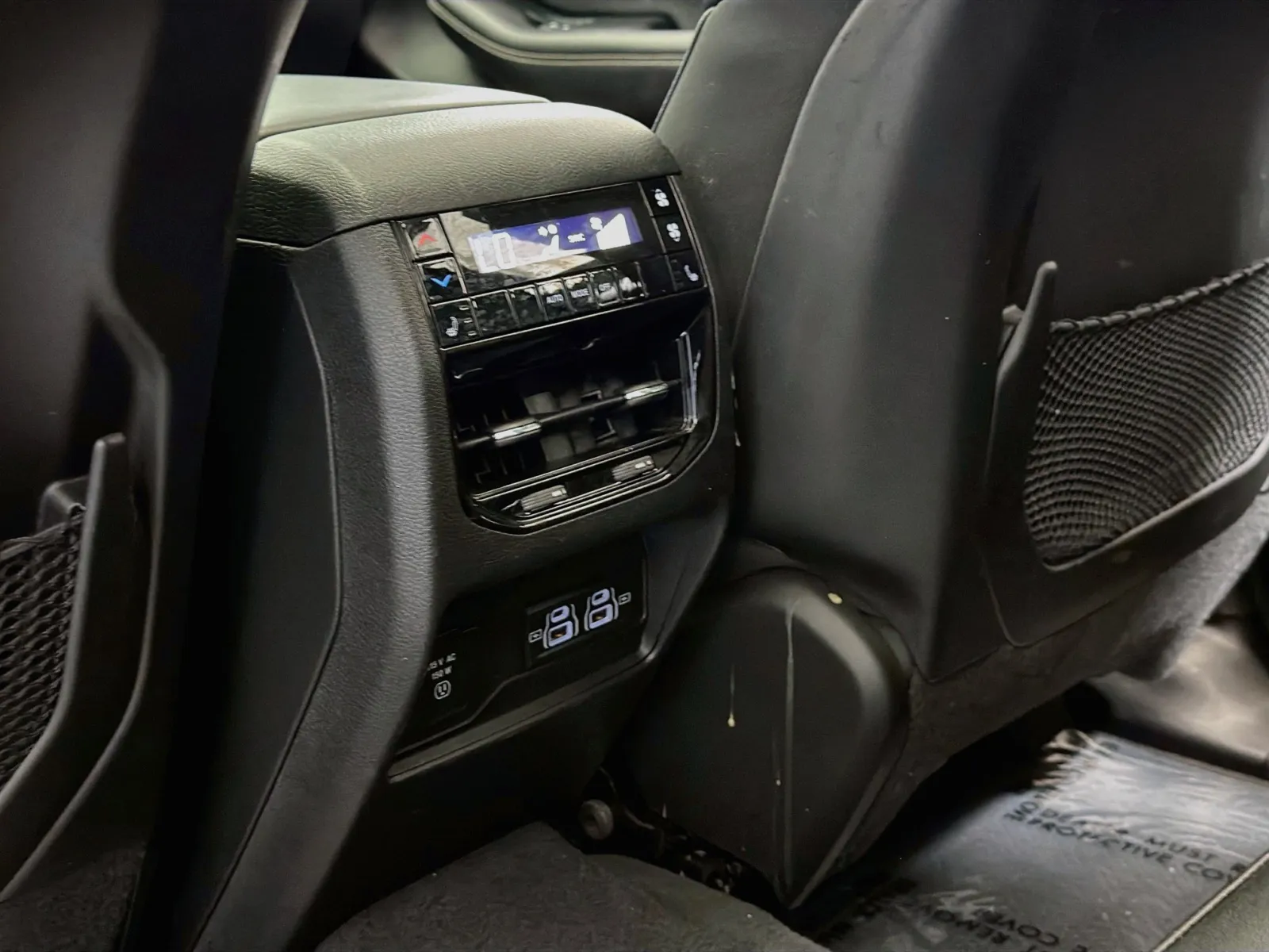Jeep Grand Cherokee L photo 17